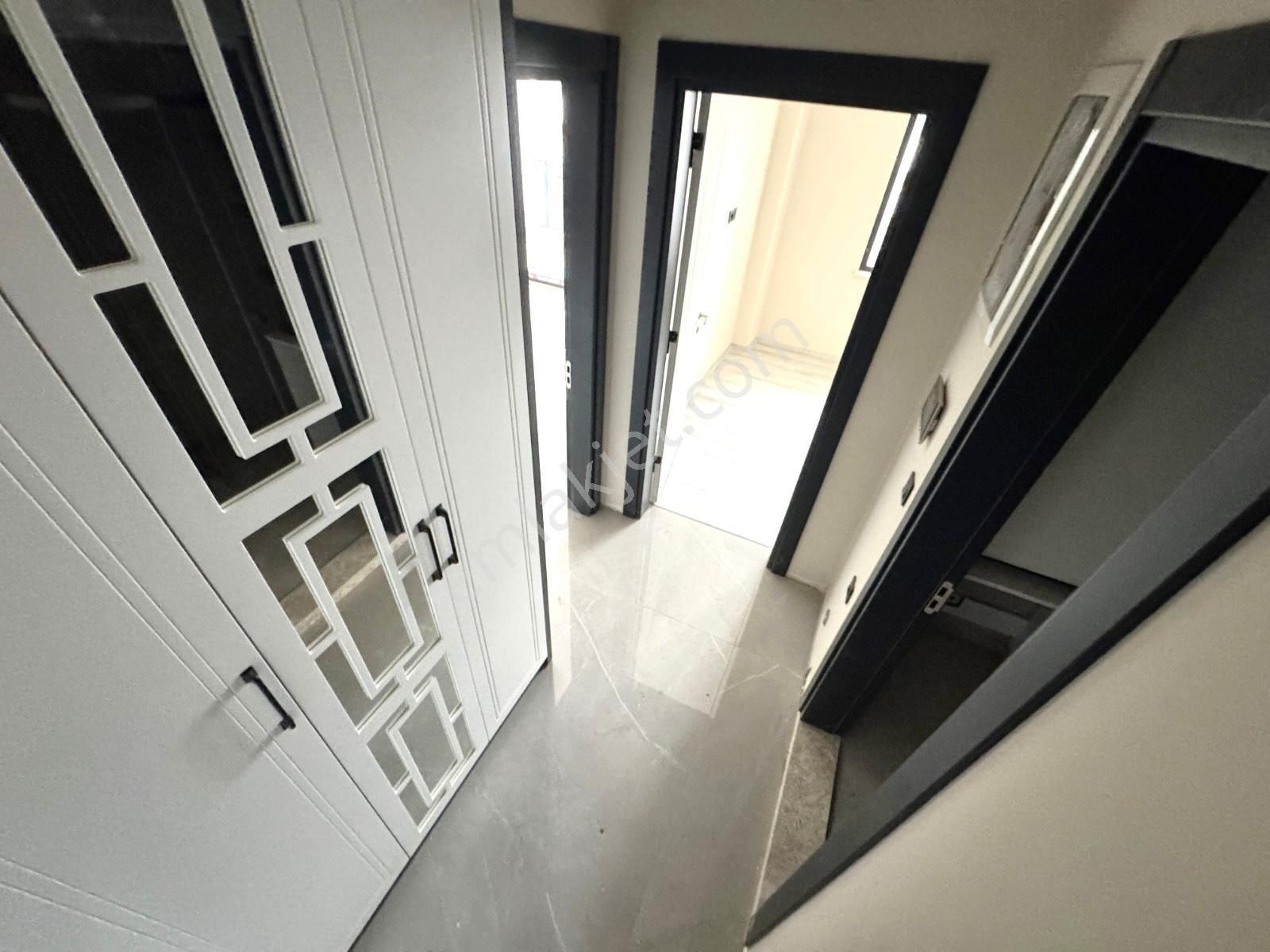 🏡 Referans'tan Altınkum'da Ön Cephe Yeni Bina 1+1 Daire - Görsel 4