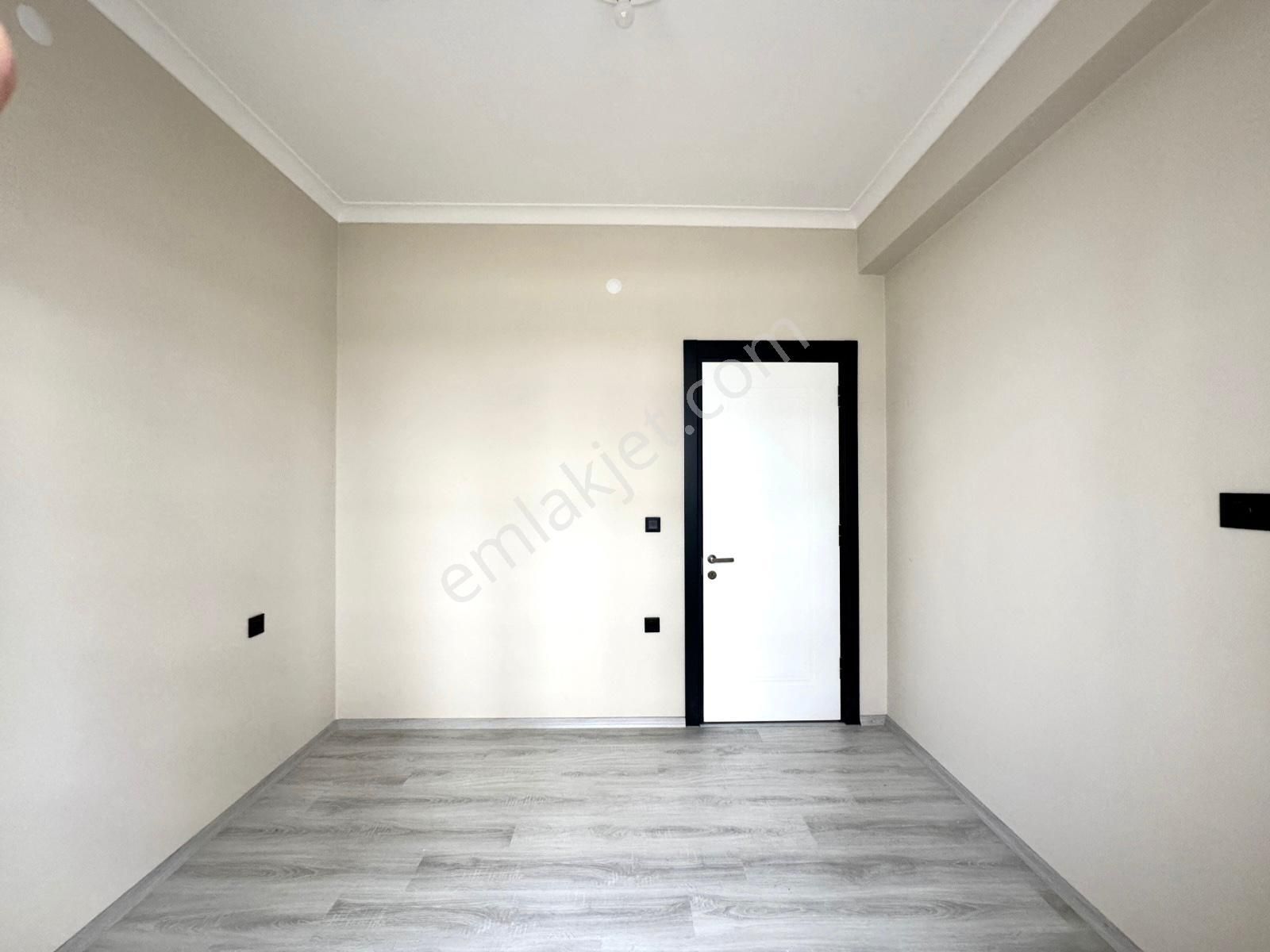 🏡 Referans'tan Altınkum'da Ön Cephe Yeni Bina 1+1 Daire - Görsel 12