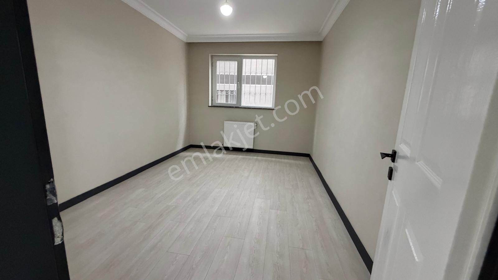 Atanora Vadi'den Dikmende 2 Banyolu Kapalı Garajlı Lüks Yapılı Boş 4+1 - Görsel 16