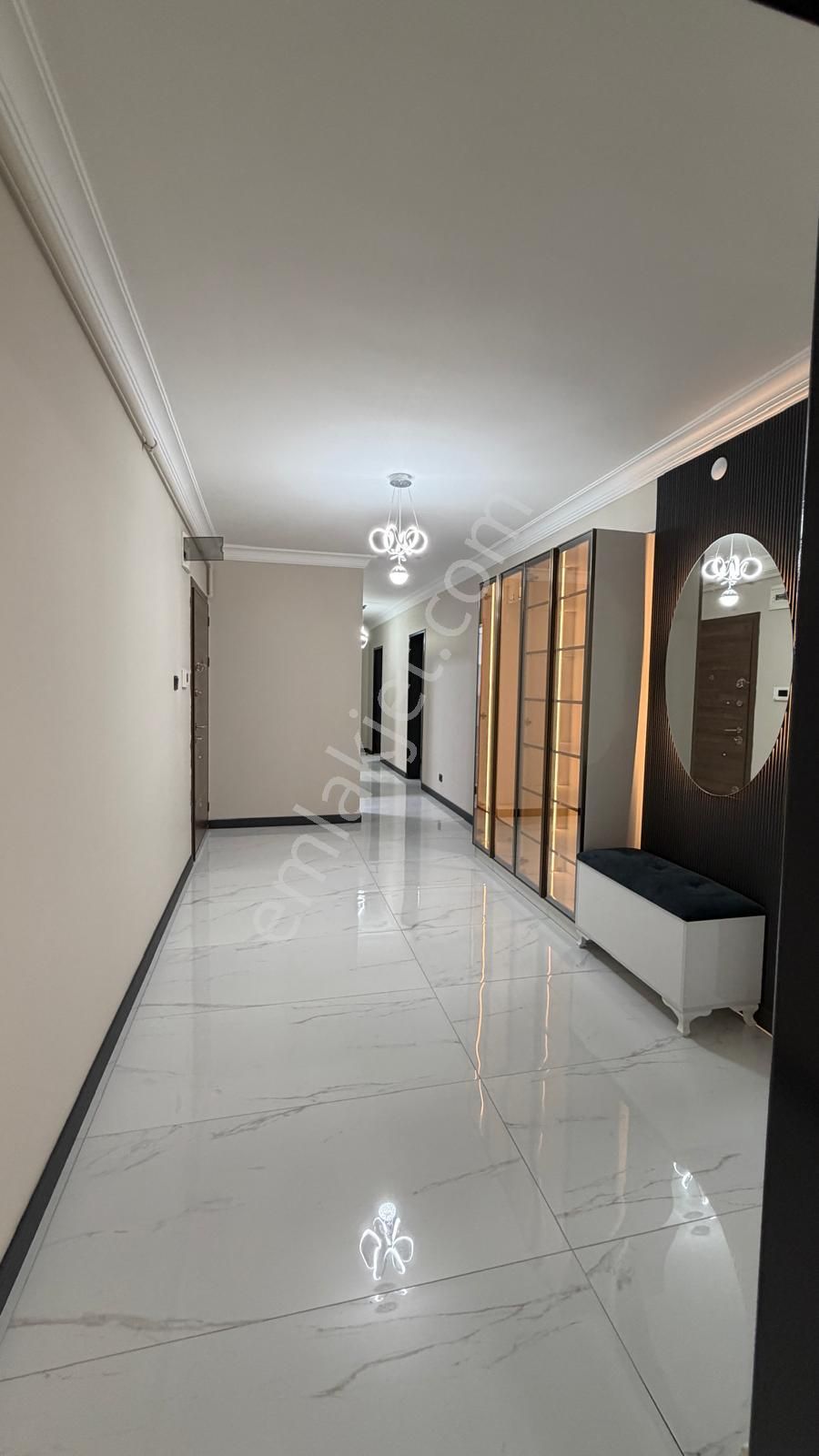 Atanora Vadi'den Dikmende 2 Banyolu Kapalı Garajlı Lüks Yapılı Boş 4+1 - Görsel 6