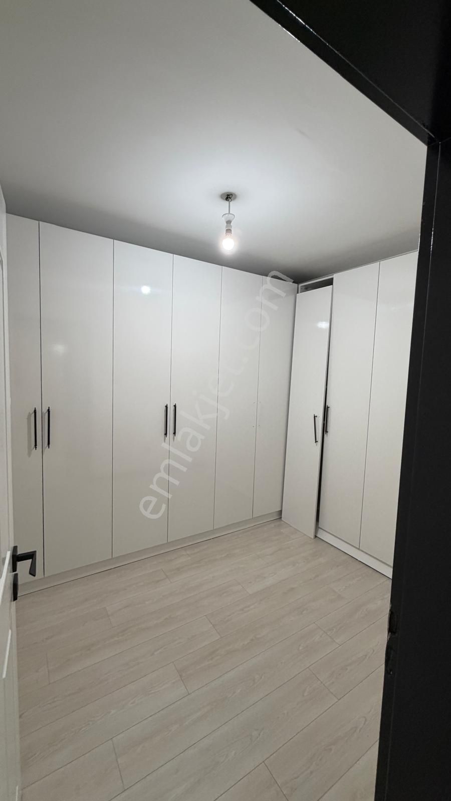 Atanora Vadi'den Dikmende 2 Banyolu Kapalı Garajlı Lüks Yapılı Boş 4+1 - Görsel 25