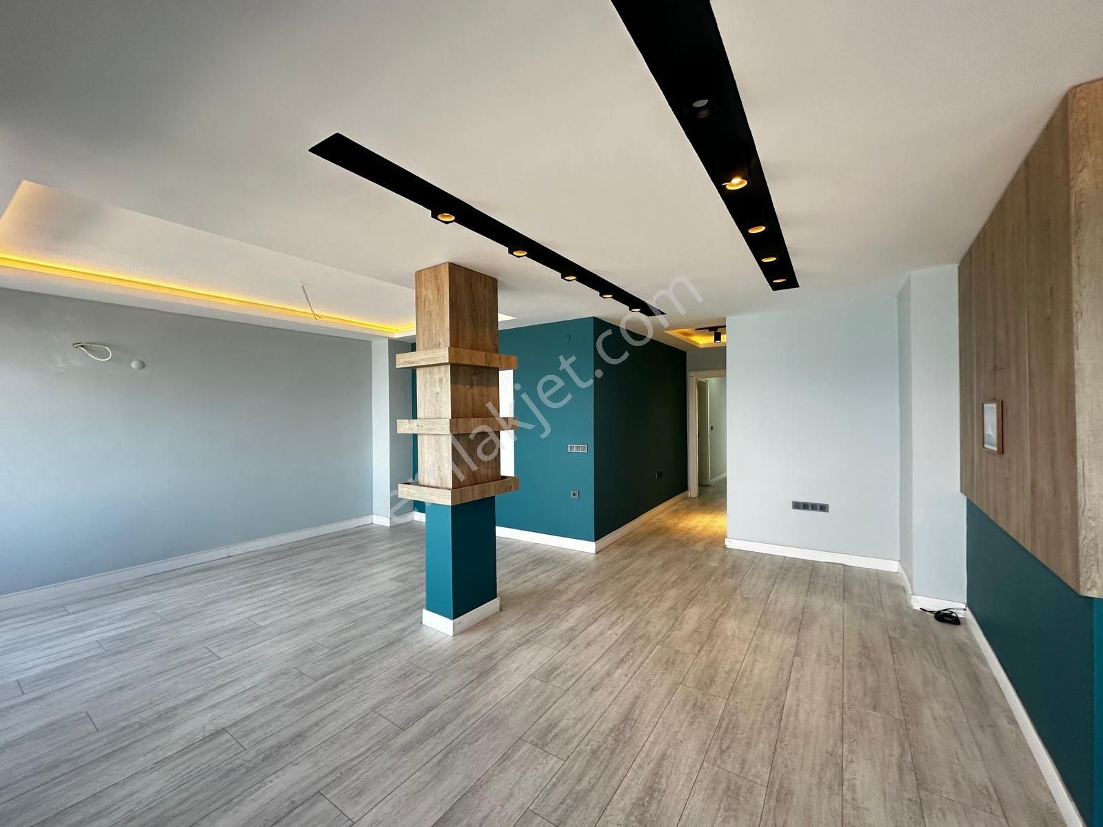 Kuşadası Kordonda Full Manzaralı Kiralık 2+1 Ofis /daire - Görsel 16