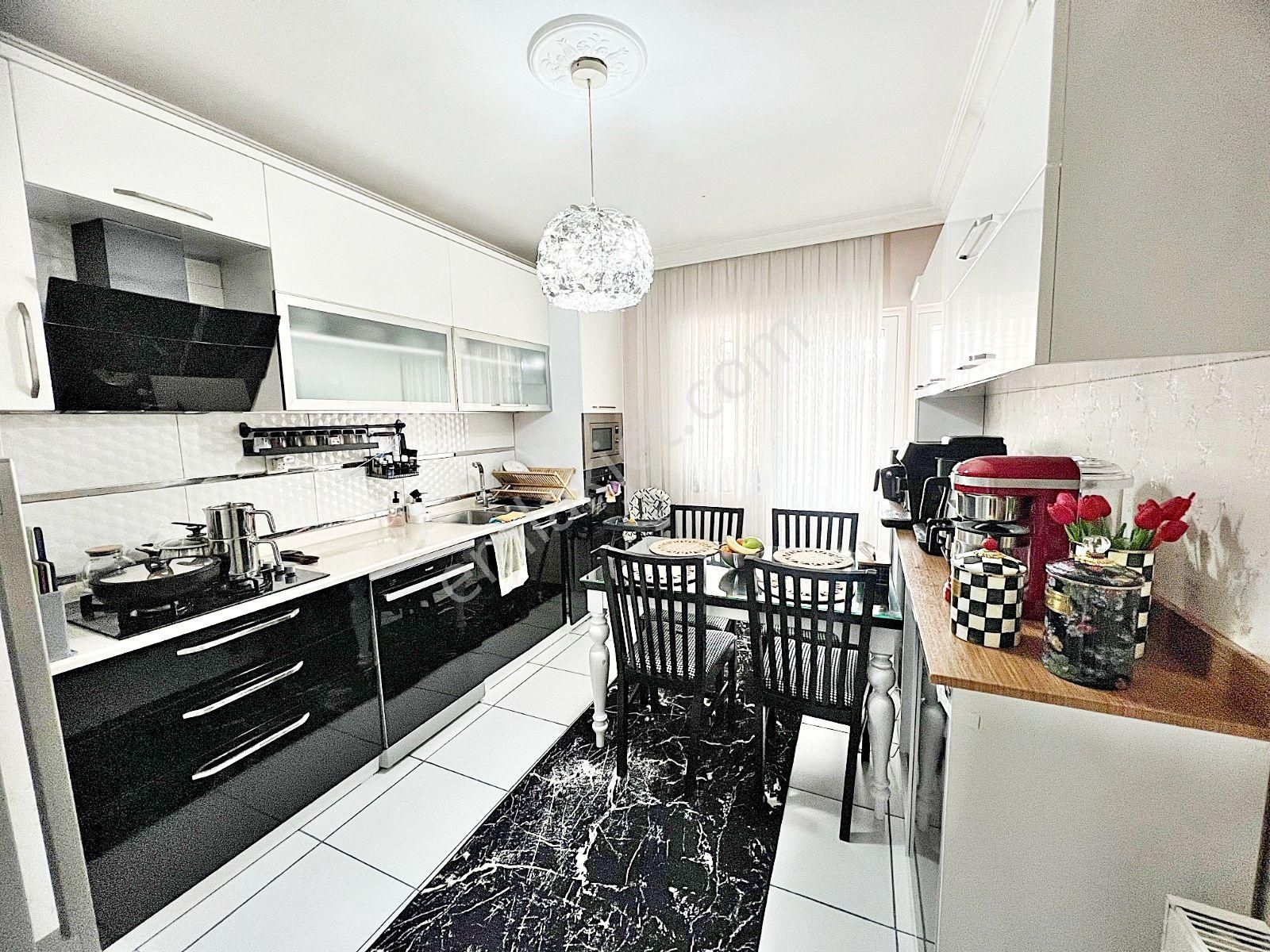 Veranka'dan Burç Mah. 7.katta Masrafsız Full Yapılı Acil Satılık 3+1 Daire - Görsel 4