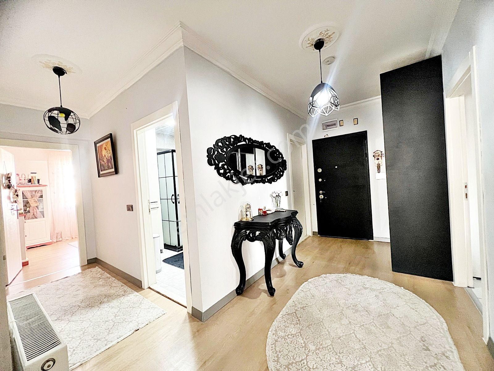 Veranka'dan Burç Mah. 7.katta Masrafsız Full Yapılı Acil Satılık 3+1 Daire - Görsel 26