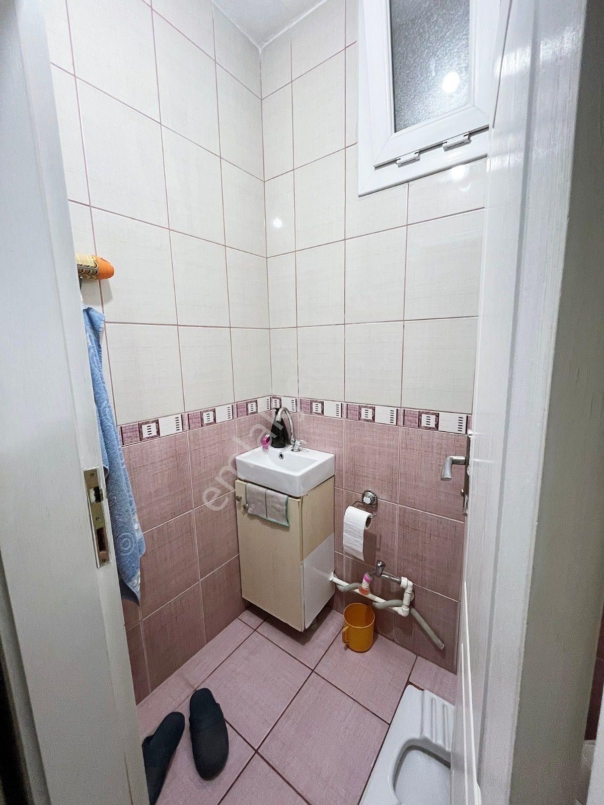 Demetevlerde Metroya Yürüme Mesafesinde Ful Yapılı İskanlı 3+1 - Görsel 24