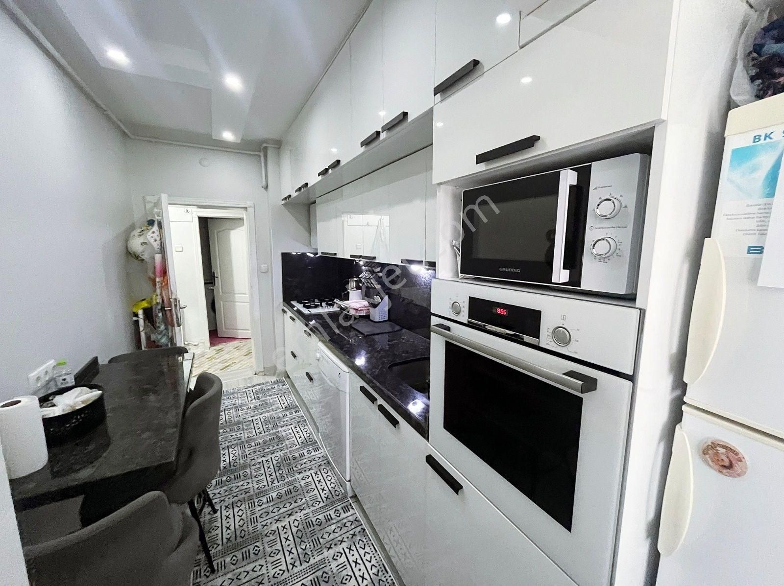 Demetevlerde Metroya Yürüme Mesafesinde Ful Yapılı İskanlı 3+1 - Görsel 2