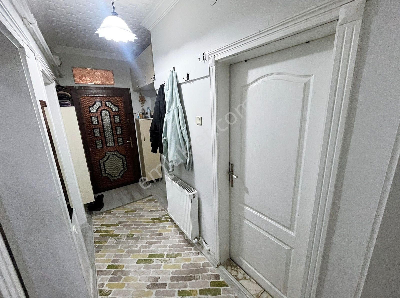 Demetevlerde Metroya Yürüme Mesafesinde Ful Yapılı İskanlı 3+1 - Görsel 29