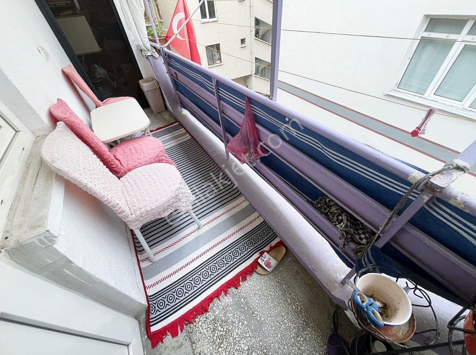 Demetevlerde Metroya Yürüme Mesafesinde Ful Yapılı İskanlı 3+1 - Görsel 25