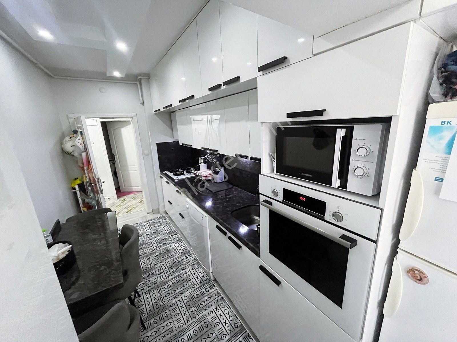 Demetevlerde Metroya Yürüme Mesafesinde Ful Yapılı İskanlı 3+1 - Görsel 4