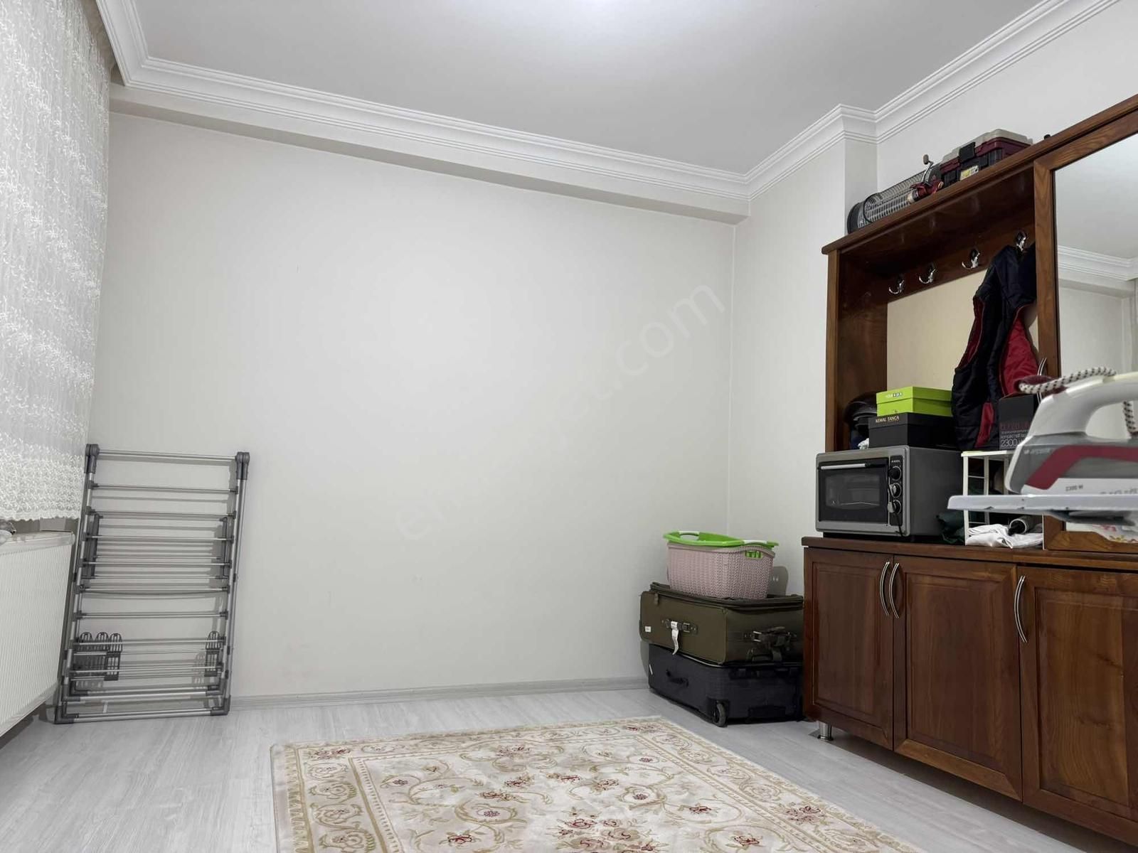 Özgür Emlaktan İçi Özel Yapılmış İki Cephe Daire - Görsel 18