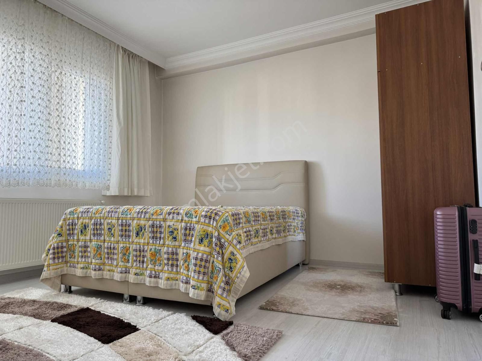 Özgür Emlaktan İçi Özel Yapılmış İki Cephe Daire - Görsel 7