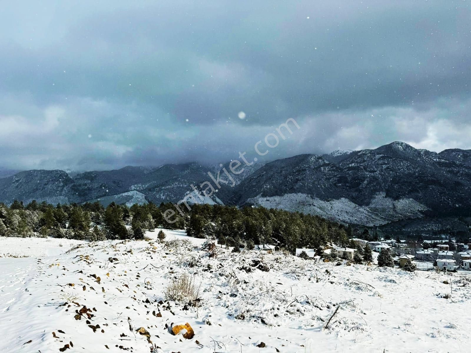 Kar Emlaktan Alpu Yaylasında Yüksek Konumlu 400 M2 Satılık Arsa - Görsel 16