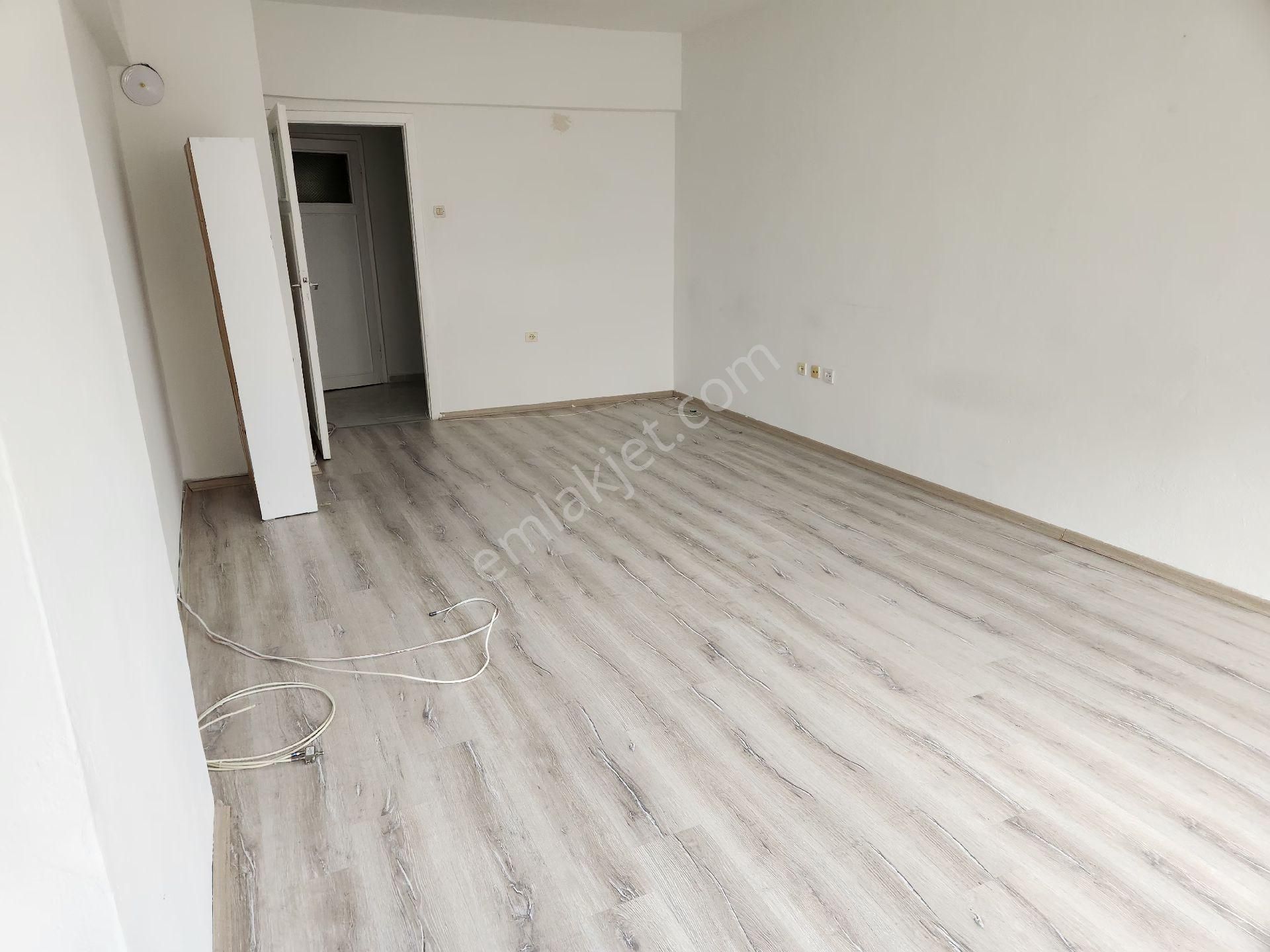 Burak Emlak'dan Kiralık Daire Kurtuluş Ozanlar Cd. 3+1 B.salon Yapılı - Görsel 4