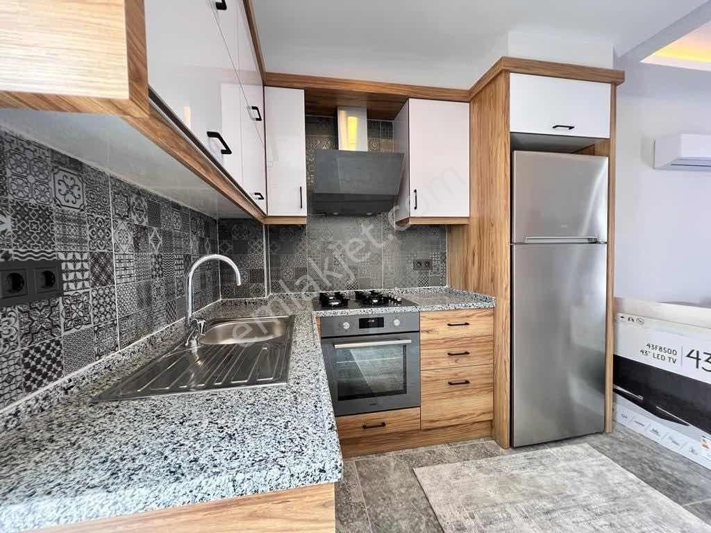 Kuşadası Güzelçamlı'da Denize 750mt Havuzlu Eşyalı 1+1 Daire - Görsel 15