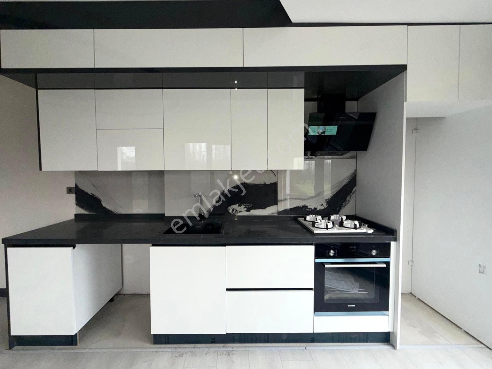 🏡 Referans'tan Akçay'da Ön Cephe Yerden Isıtmalı 2+1 Daire