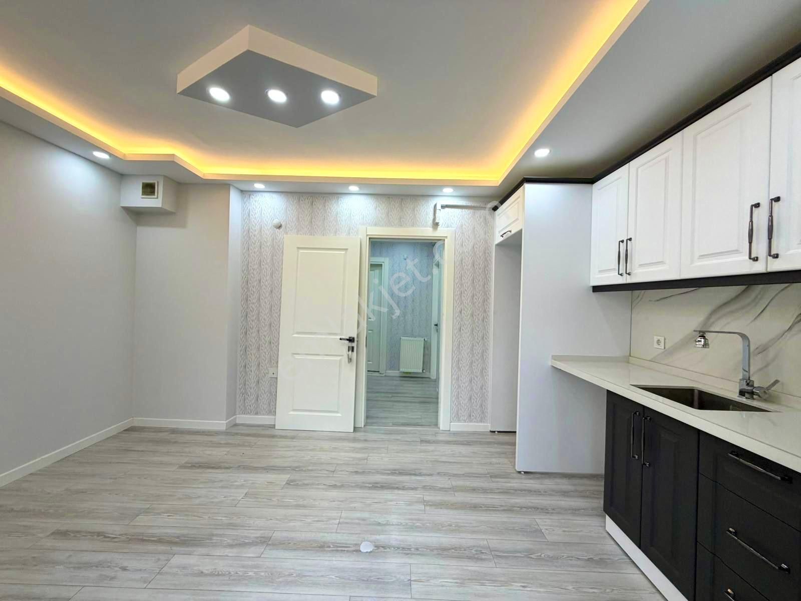 🏡 Referans'tan Altınkum'da Kapalı Otoparklı Ön Cephe Modern Tasarımlı 2+1 Daire - Görsel 7