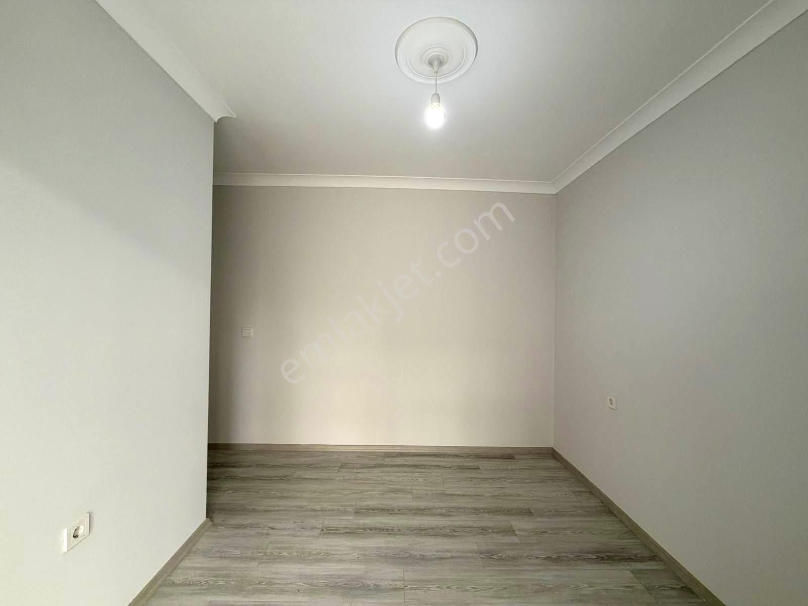🏡 Referans'tan Altınkum'da Kapalı Otoparklı Ön Cephe Modern Tasarımlı 2+1 Daire - Görsel 22