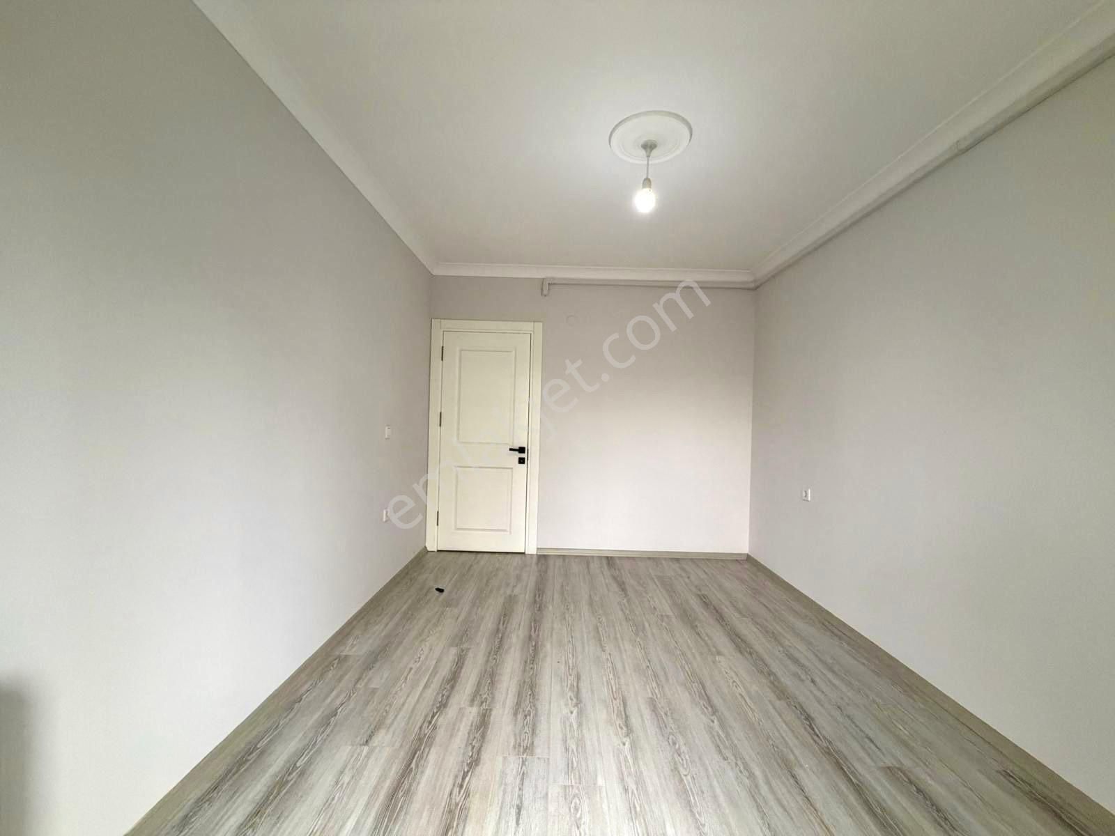 🏡 Referans'tan Altınkum'da Kapalı Otoparklı Ön Cephe Modern Tasarımlı 2+1 Daire - Görsel 26