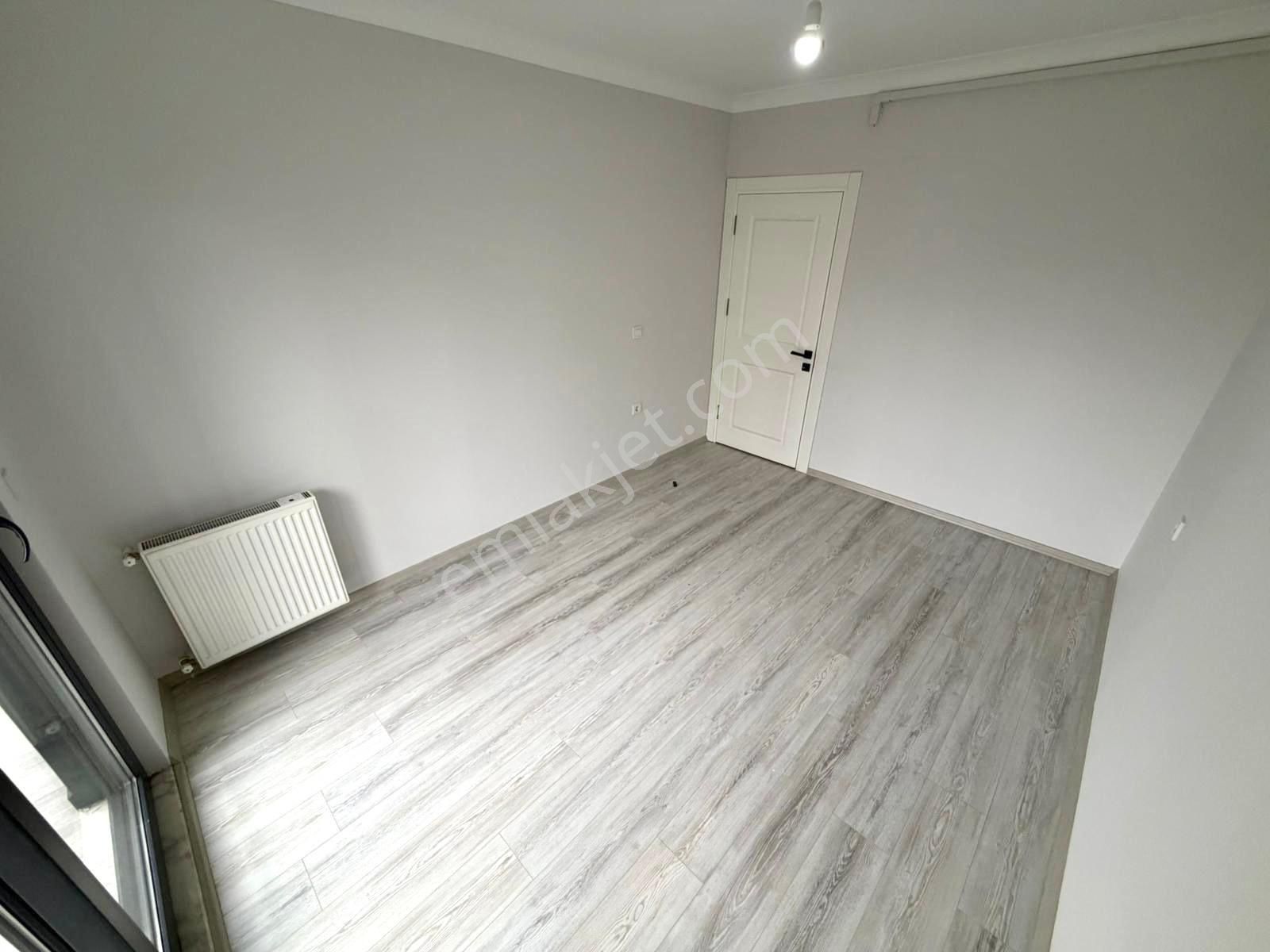 🏡 Referans'tan Altınkum'da Kapalı Otoparklı Ön Cephe Modern Tasarımlı 2+1 Daire - Görsel 12