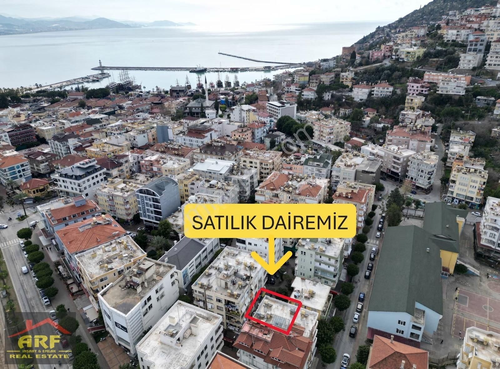 Alanya Merkezde | Denize 200 M | 2+1 Ayrı Mutfak | Satılık Daire