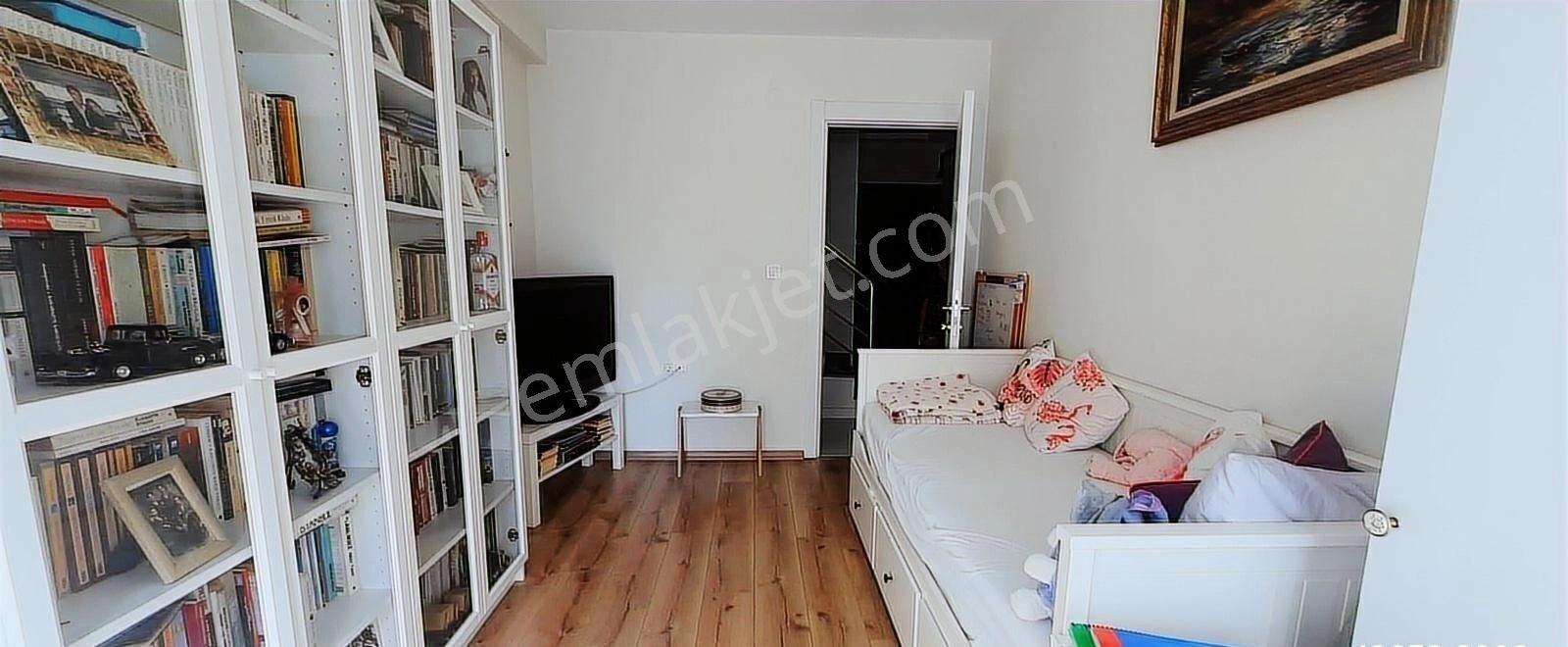 Bostanlı Yıllar Sokakta 3+1 Satılık Dublex Daire - Görsel 13