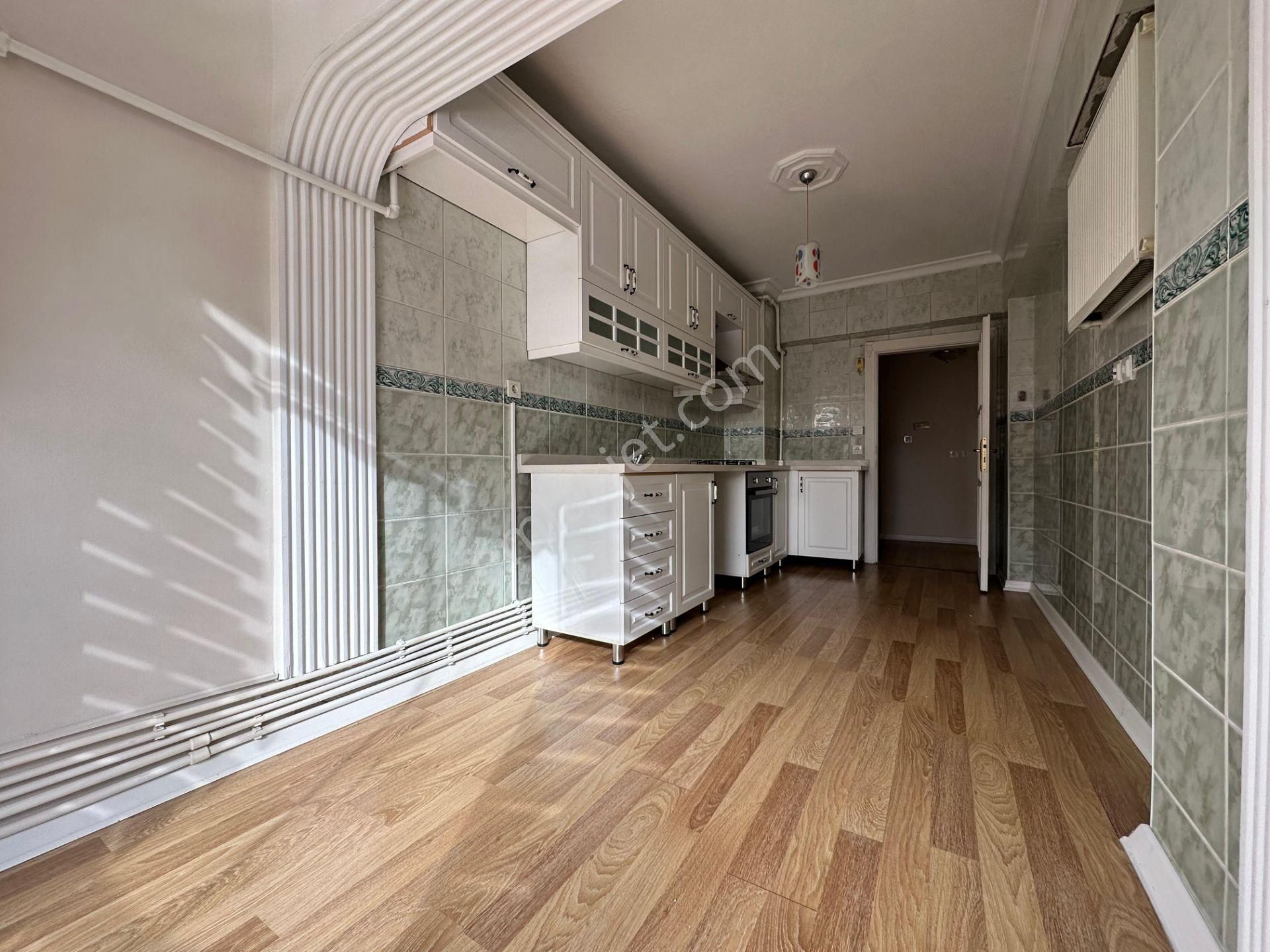 Pursaklar Mehmet Zengin Emlak'tan 2.kat 3+1 Köşebaşı Yapılı Masrafsız Daire - Görsel 9