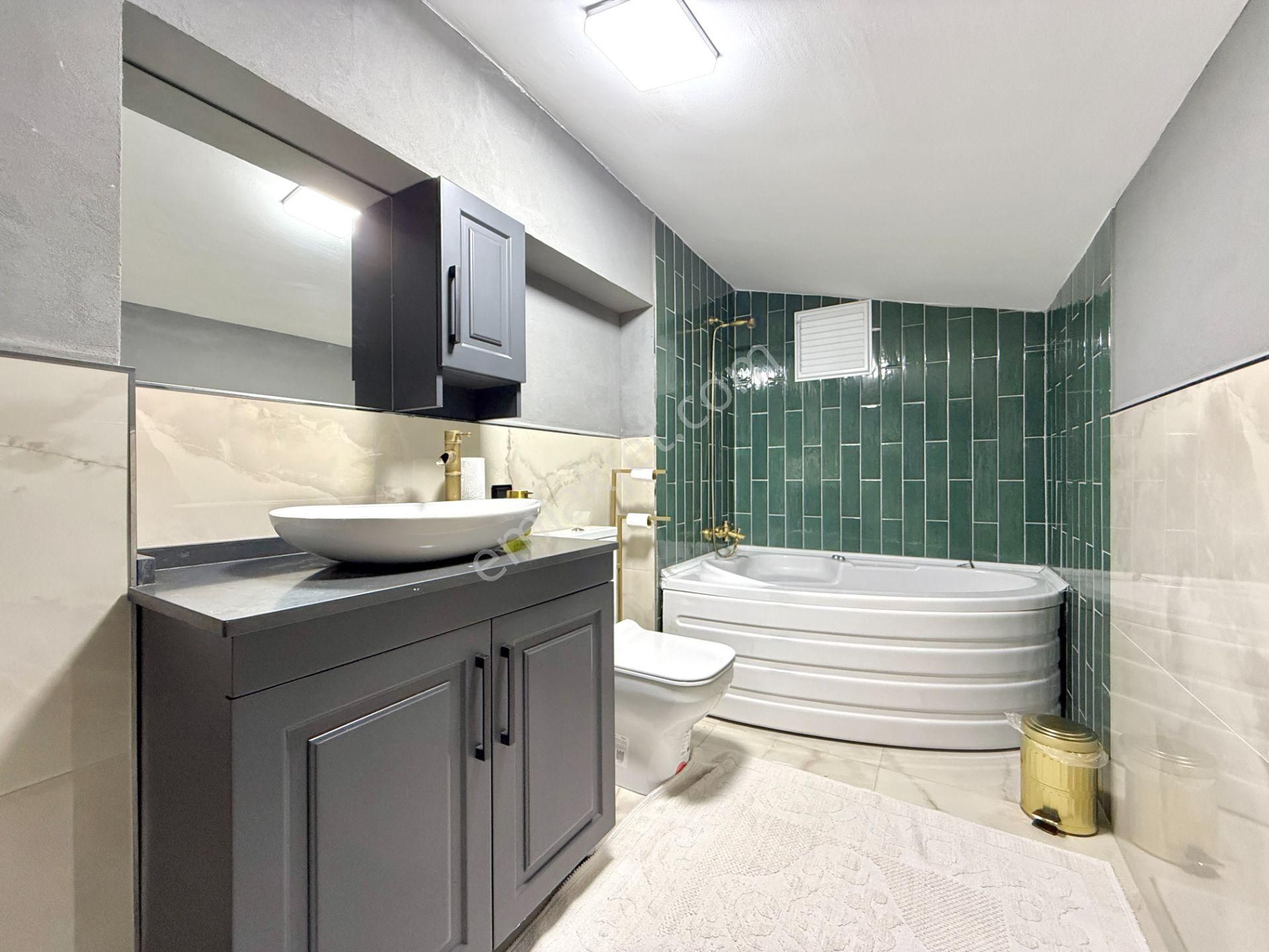 Pursaklar Mehmet Zengin Emlak'tan 3.kat 5+1 Park Manzaralı Ful Yapılı Masrafsız Daire - Görsel 32