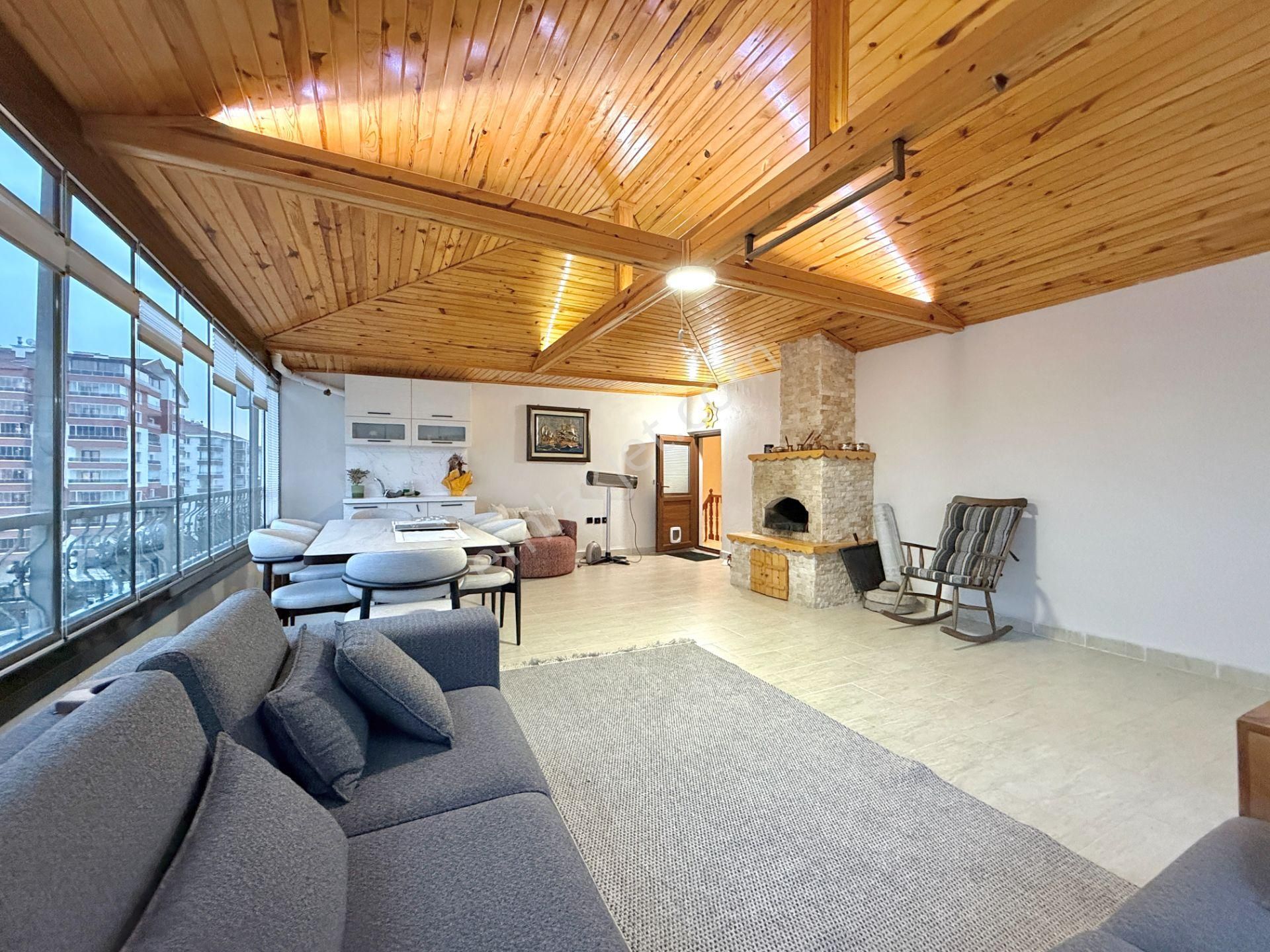 Pursaklar Mehmet Zengin Emlak'tan 3.kat 5+1 Park Manzaralı Ful Yapılı Masrafsız Daire - Görsel 12