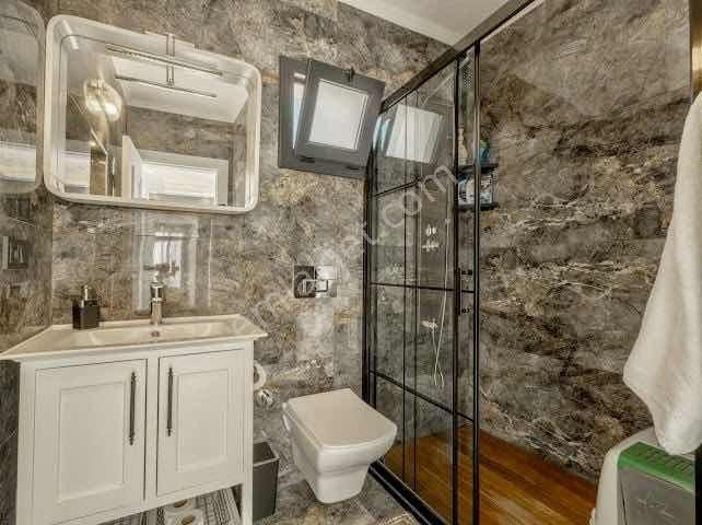 Kuşadası Davutlar'da Full Eşyalı Satılık 3+1 Müstakil Villa - Görsel 9