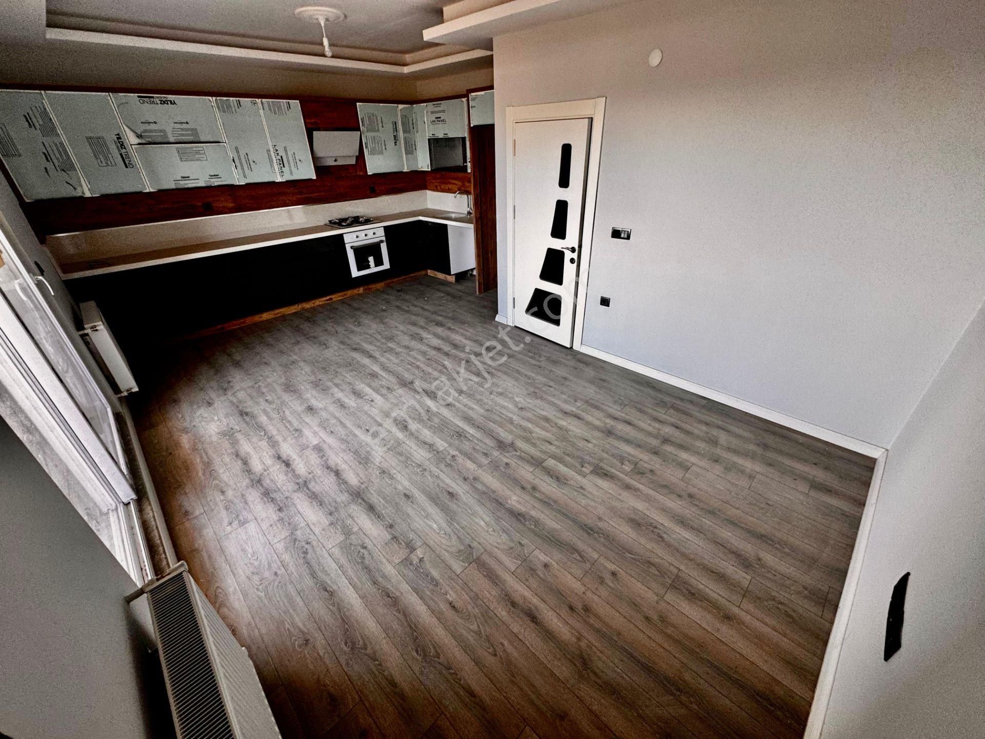 ▓tek Yetkili Karabuluttan▓akçay'da Teraslı Sıfır & Ön Cephe Satılık Dublex - Görsel 12