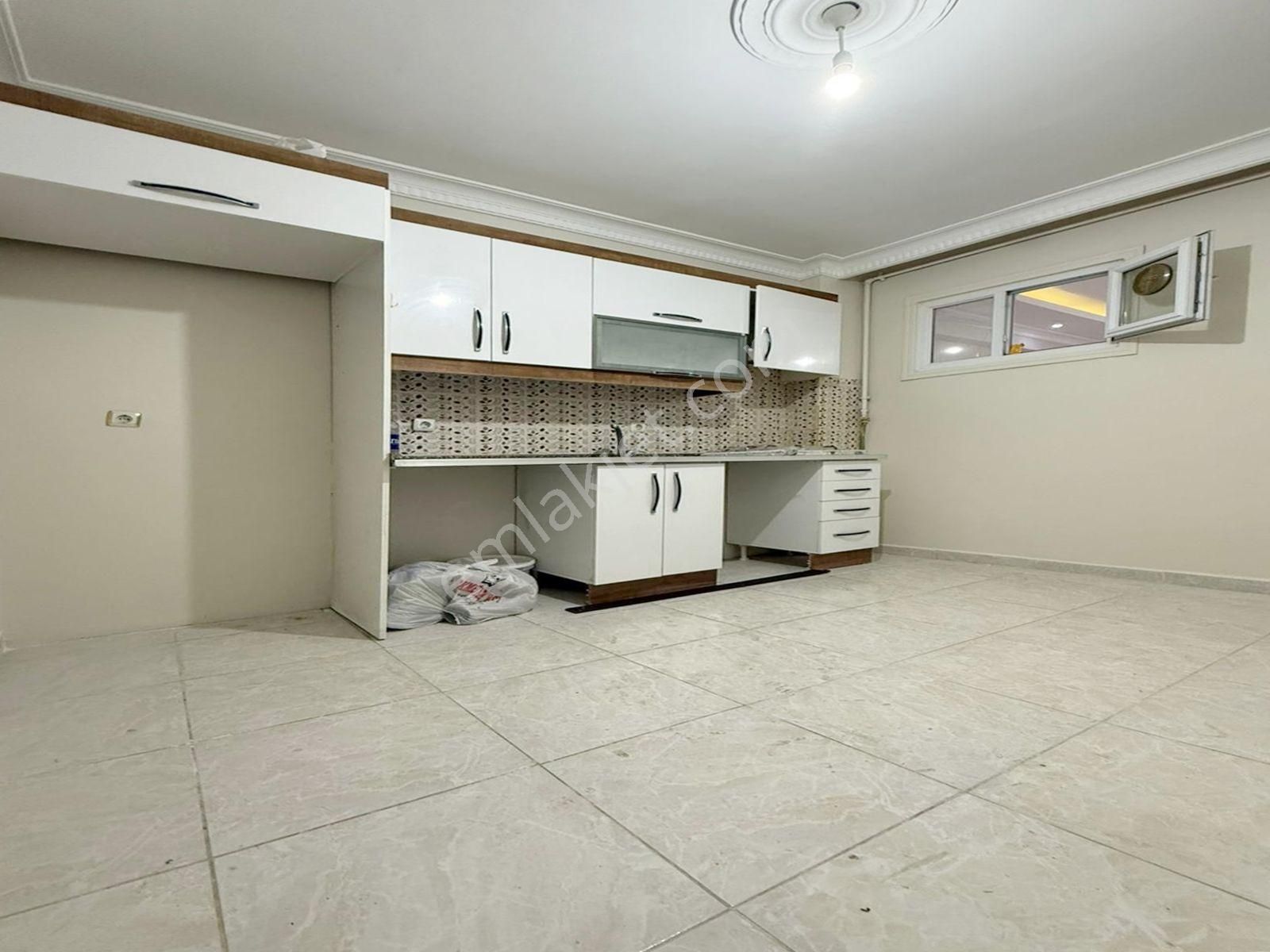 Metrobüse 5 Dk Mesafe Cadde Dibi İskanlı Yeni Bina Yüksekgiriş ! - Görsel 8