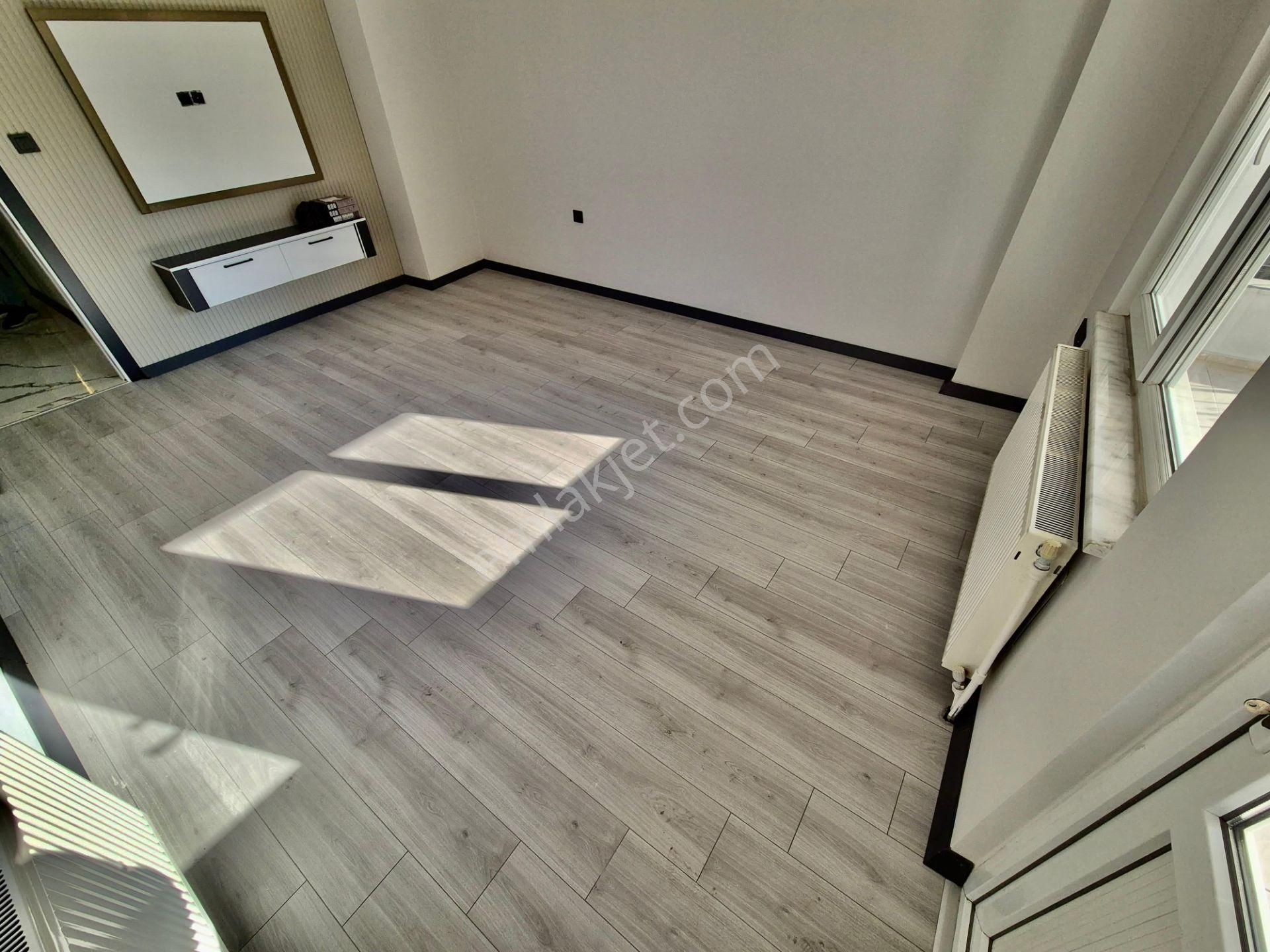 ▓karabuluttan▓akçay'ın Kalbinde Konforlu Yaşam & Ultralüx 2+1 Satılık Daire - Görsel 4