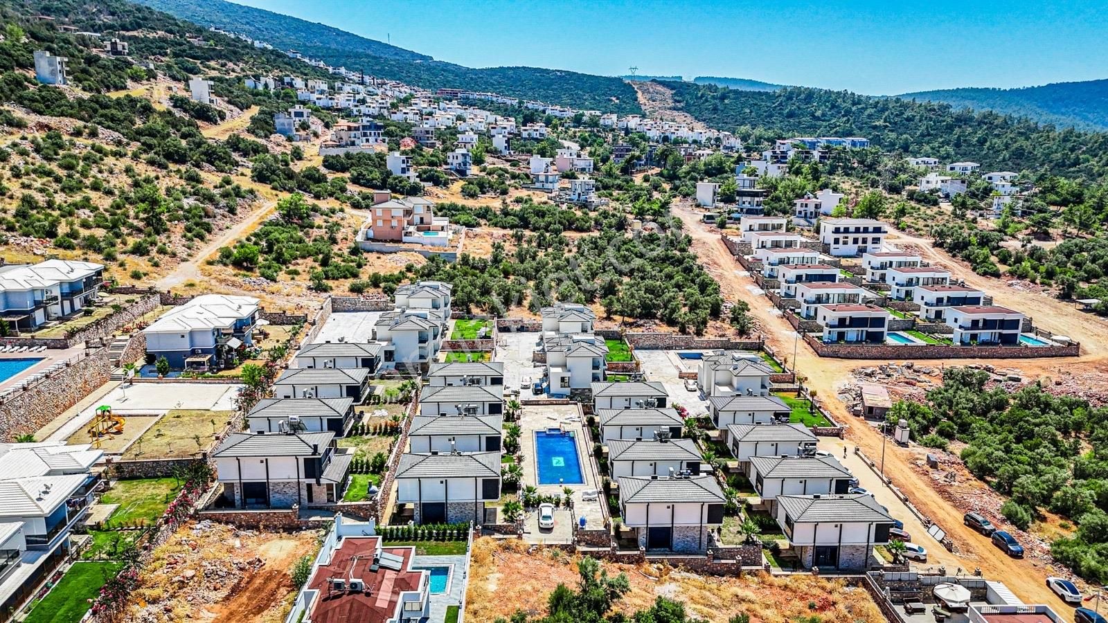 Didim Akbükte 150 M2 Bahçeli 2+1 Daire - Görsel 24