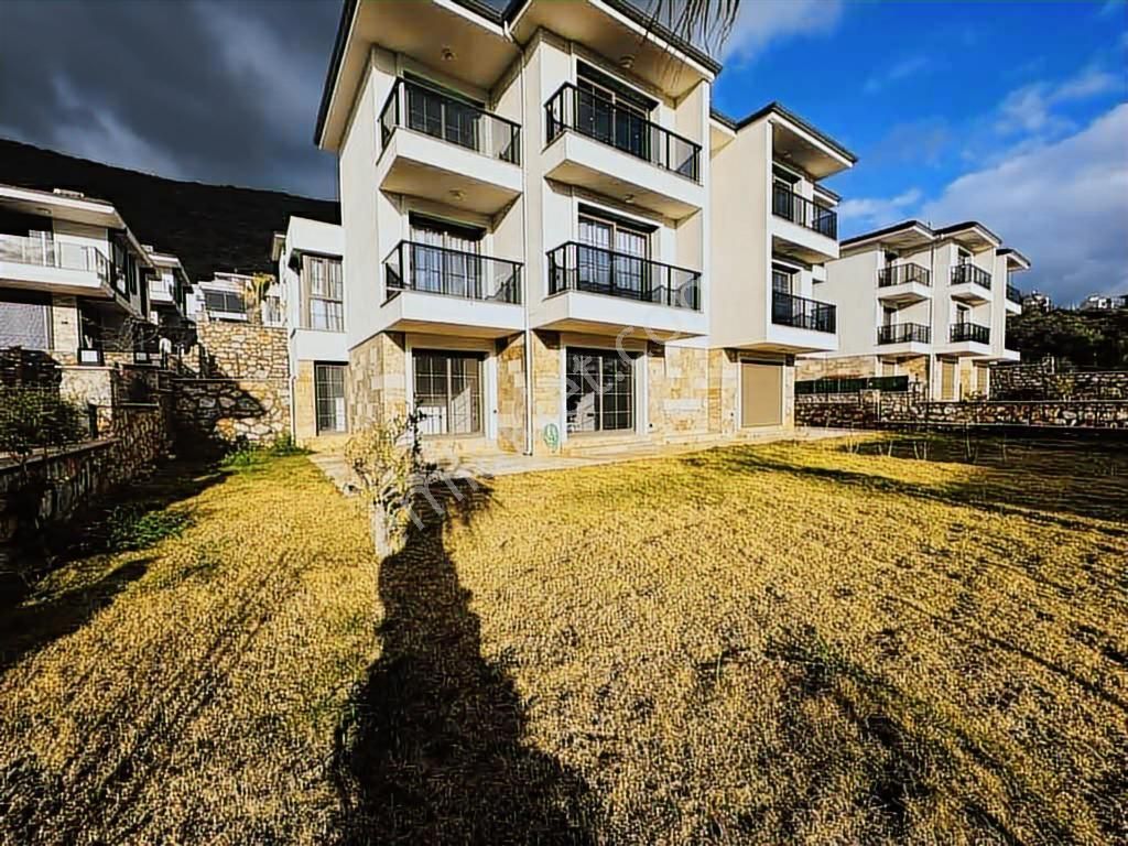 Didim Akbükte 150 M2 Bahçeli 2+1 Daire - Görsel 9