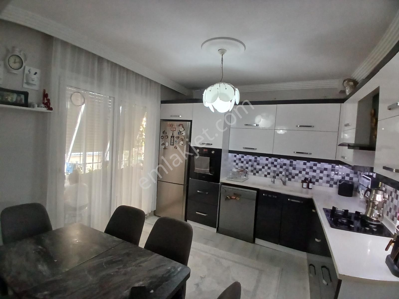 Gülyaka Sağlık Ocağı Yakını 2+1 2 Katlı Müstakil 4 Kat İmarlı - Görsel 33
