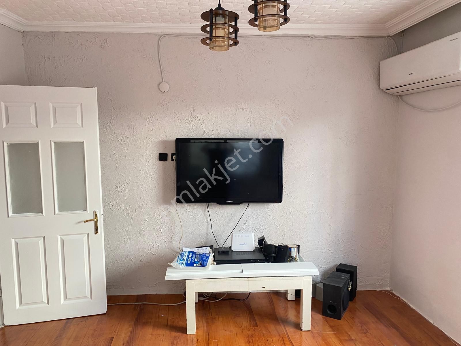 Gülyaka Sağlık Ocağı Yakını 2+1 2 Katlı Müstakil 4 Kat İmarlı - Görsel 9