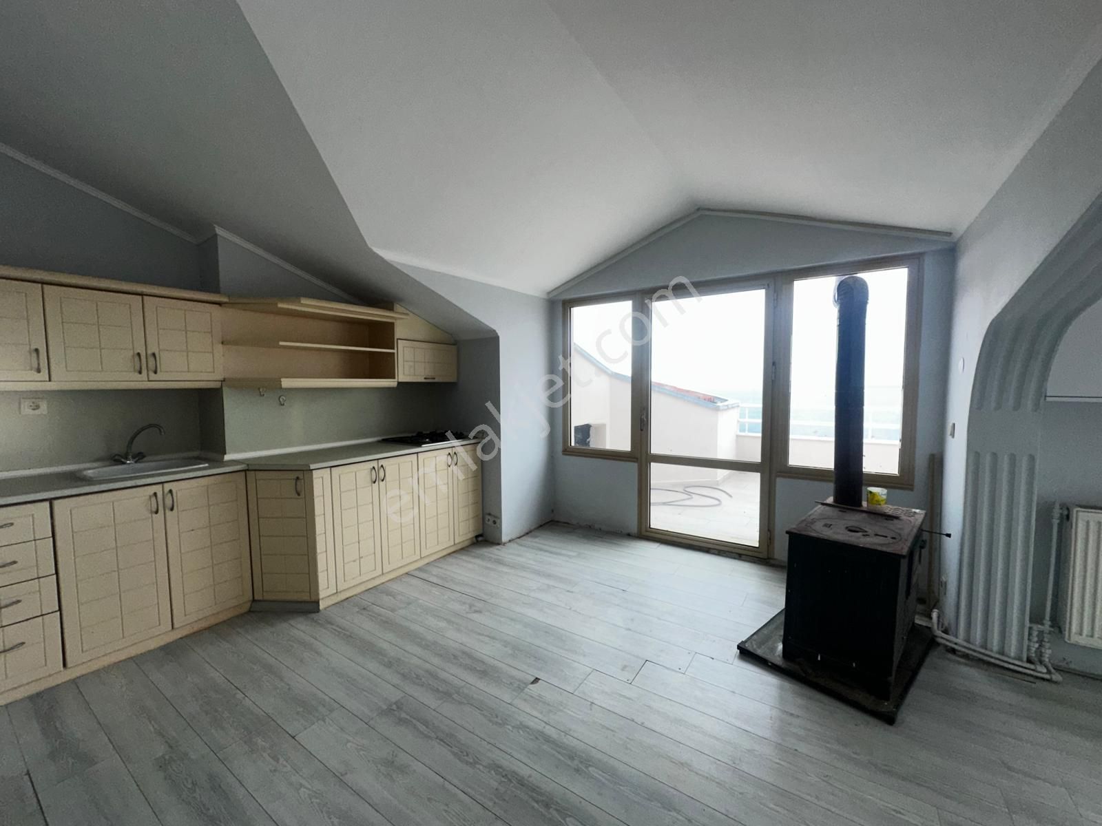 Kuşadası Marinada 24 Saat Güvenlikli Sitede 3+2 Çatı Dubleks - Görsel 19