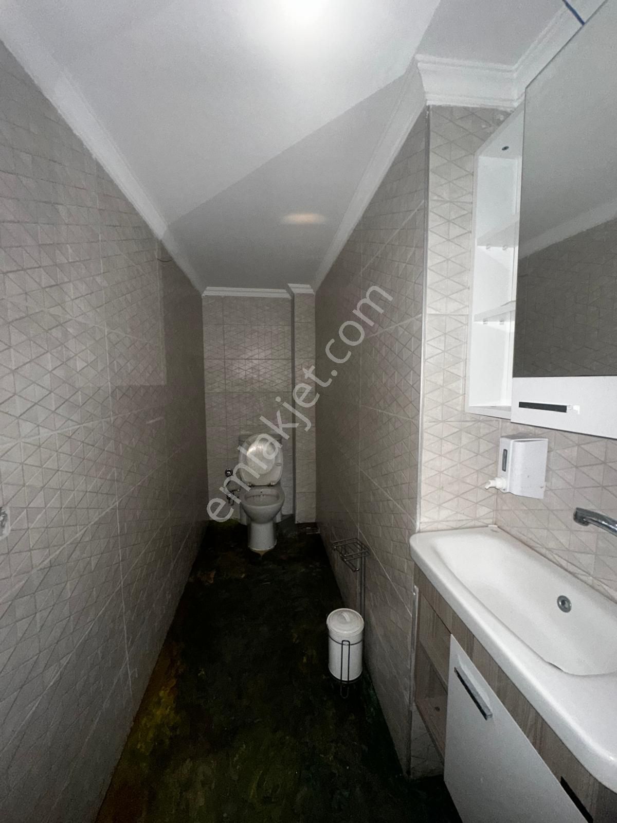 Kuşadası Marinada 24 Saat Güvenlikli Sitede 3+2 Çatı Dubleks - Görsel 17