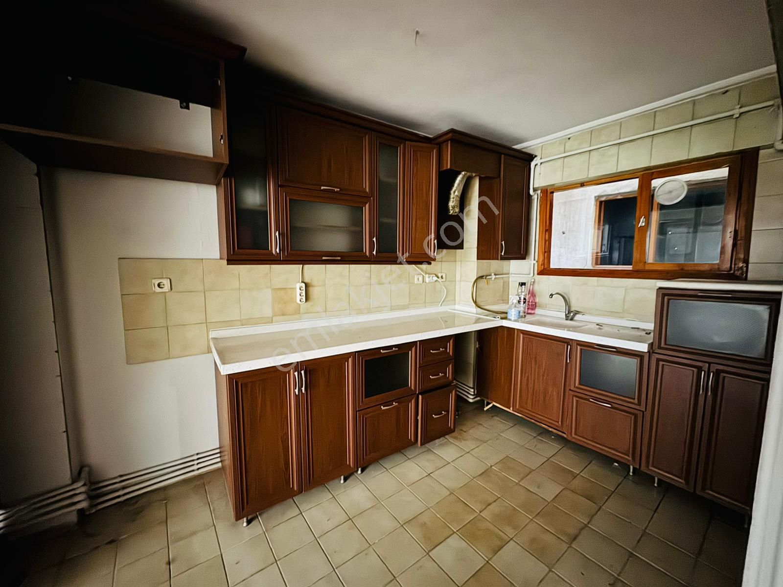 ✅utku Mahallesi🏡 ✅3+1 110m2 5 Katlının 3 Katı ❇️özelikli Petek Kombili Çift Cephe