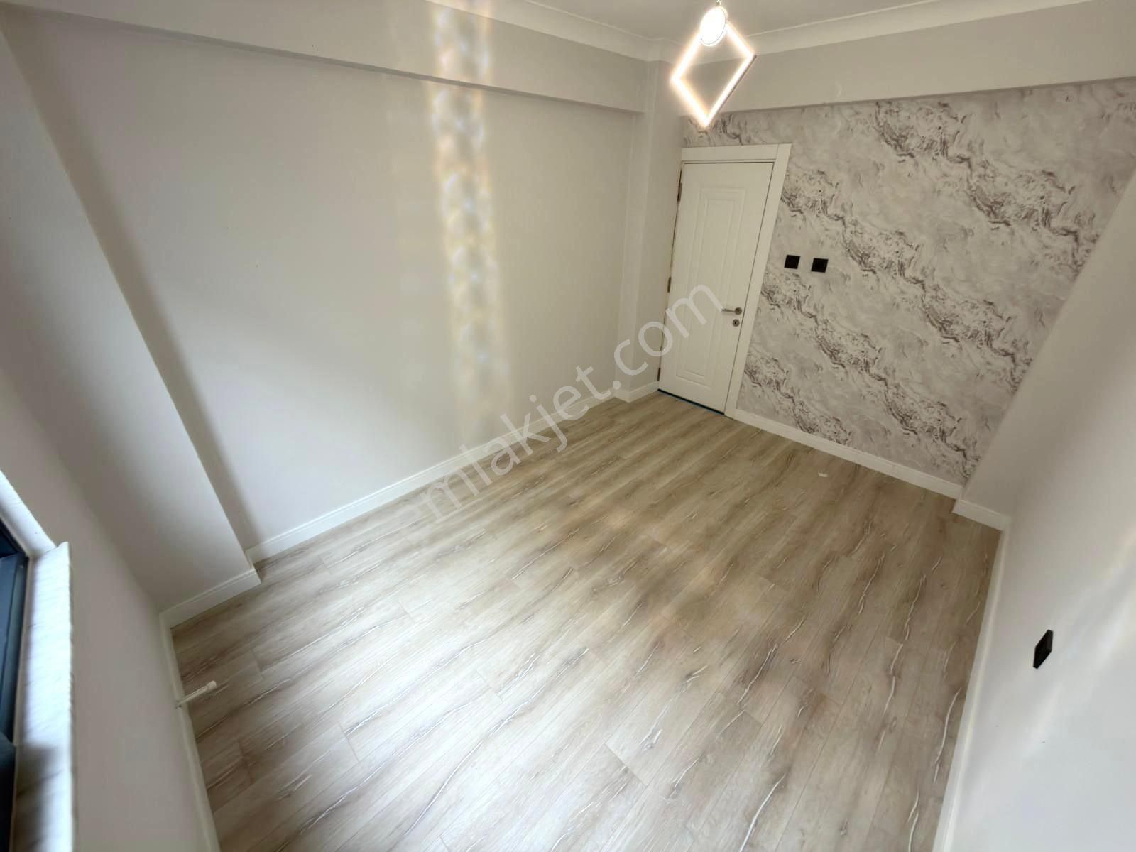 🏡referans'tan Akçay'da Full Yapılı Ön Cephe Ayrı Mutfak 2+1 Daire - Görsel 25