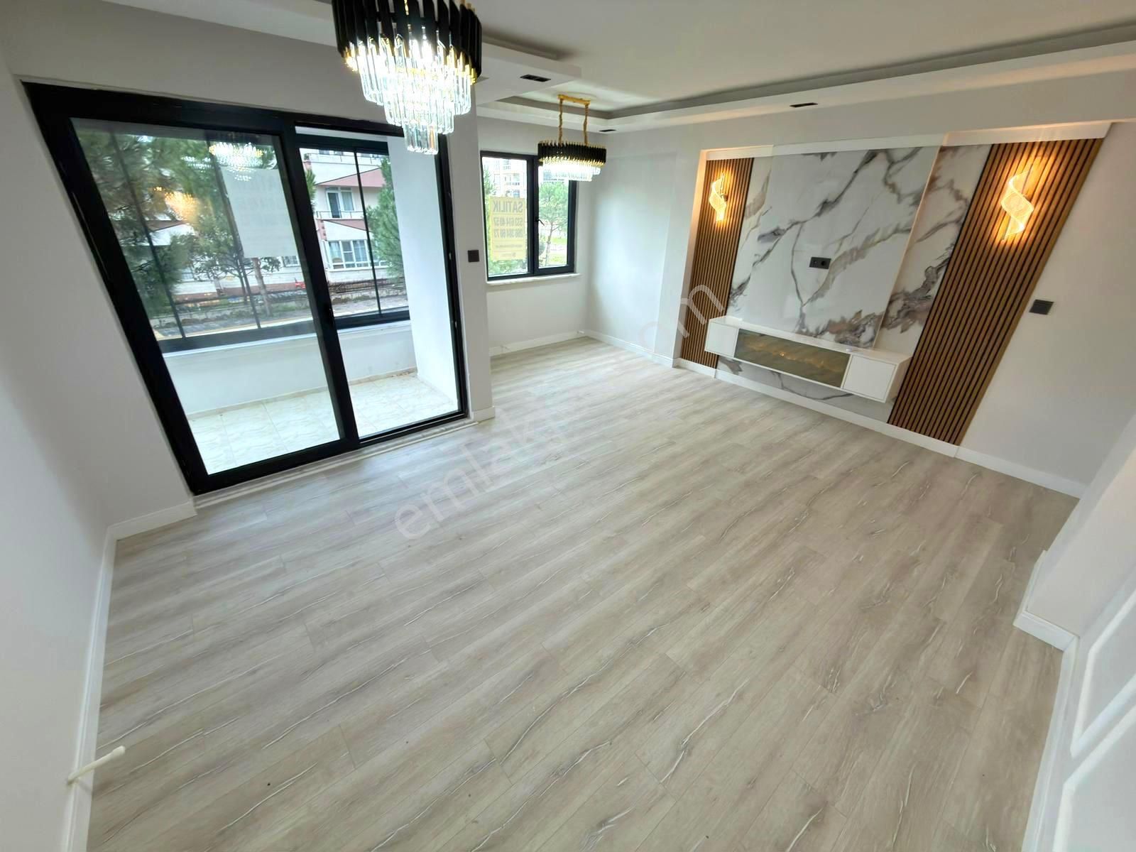 🏡referans'tan Akçay'da Full Yapılı Ön Cephe Ayrı Mutfak 2+1 Daire - Görsel 11