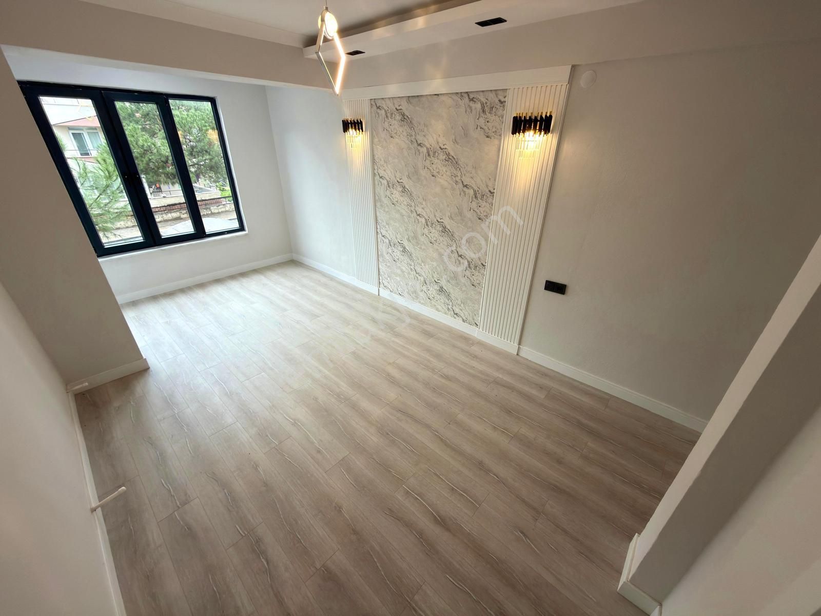 🏡referans'tan Akçay'da Full Yapılı Ön Cephe Ayrı Mutfak 2+1 Daire - Görsel 33