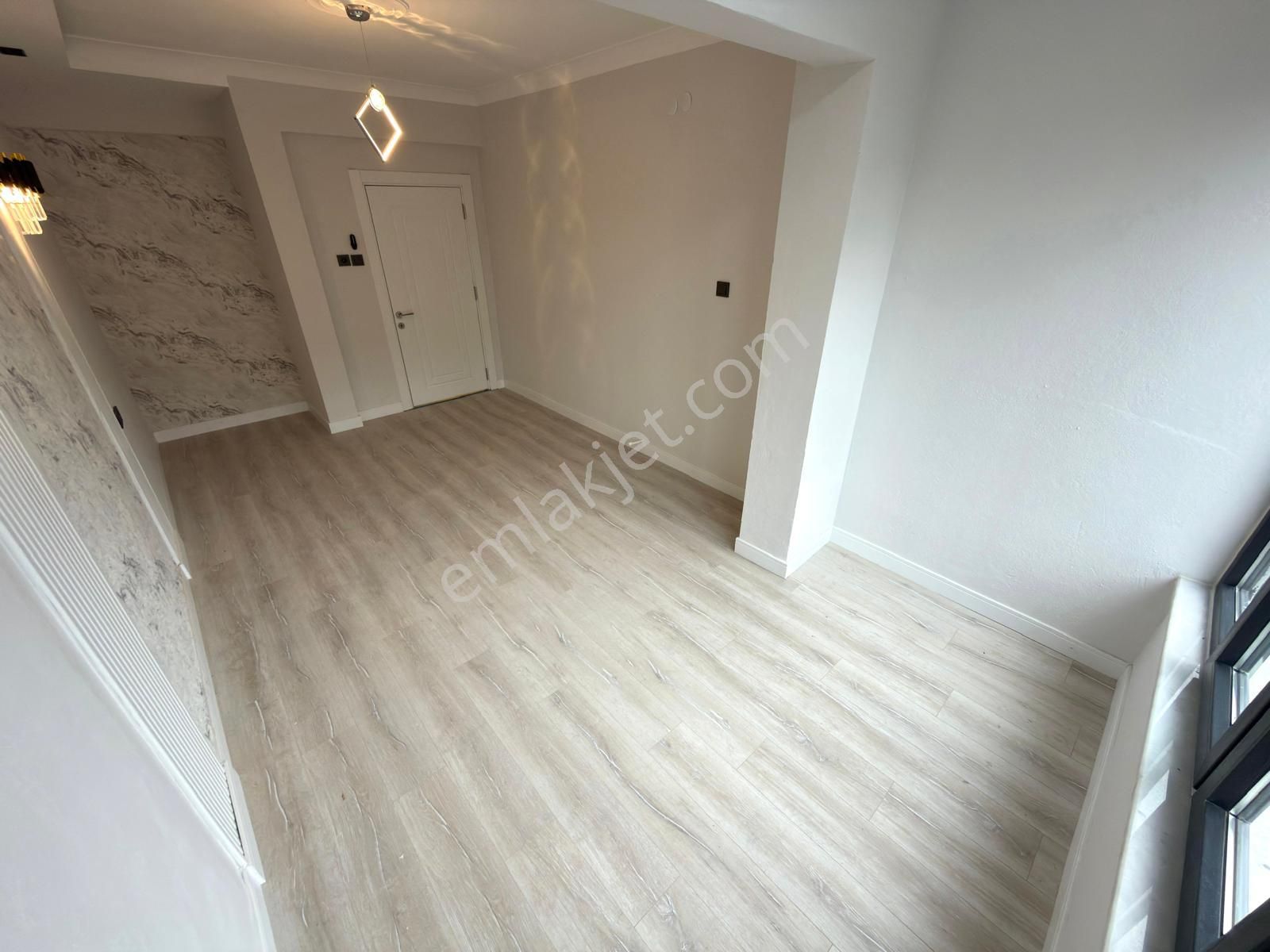 🏡referans'tan Akçay'da Full Yapılı Ön Cephe Ayrı Mutfak 2+1 Daire - Görsel 32