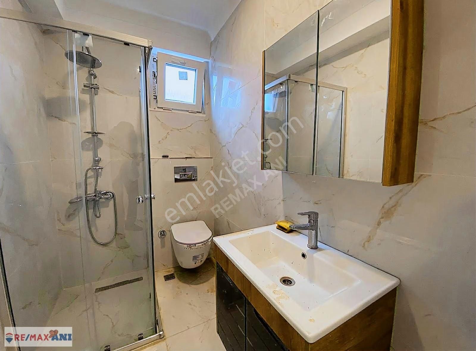 Üsküdar Bahçelievler De Sıfır Merkezi Konumlu 2+1 Kiralık Daire - Görsel 17