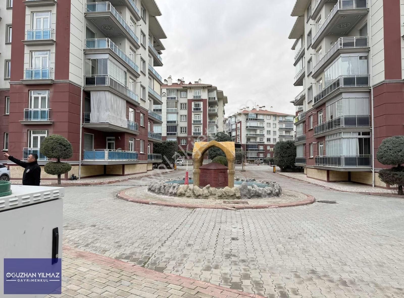 Oğuzhan Yılmaz'dan Ali Ulvi Kurucu Cd. Ak-saray Sit. 3+1 Daire - Görsel 23