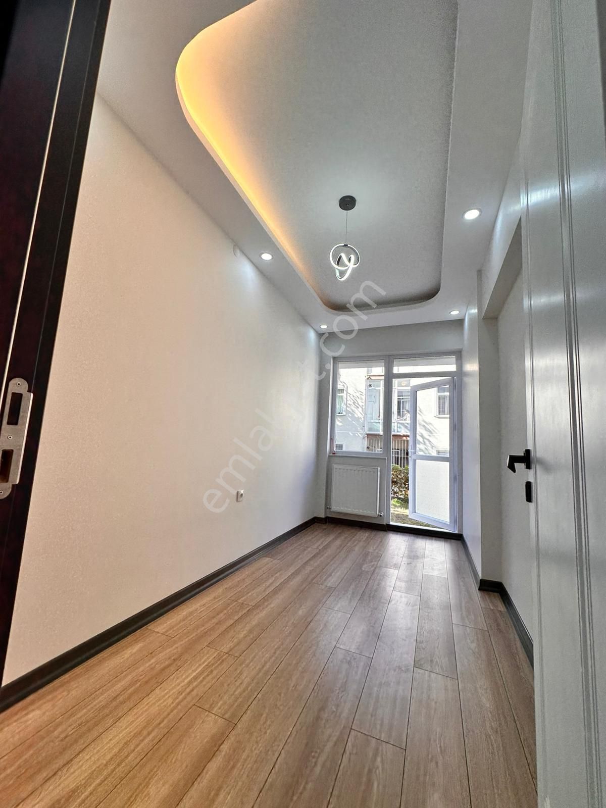 Atanora Vadiden Dikmen Cad Üzeri Banlar Mevkiinde Lüks Yapılı Amerikan Mutfak 3+1 - Görsel 17