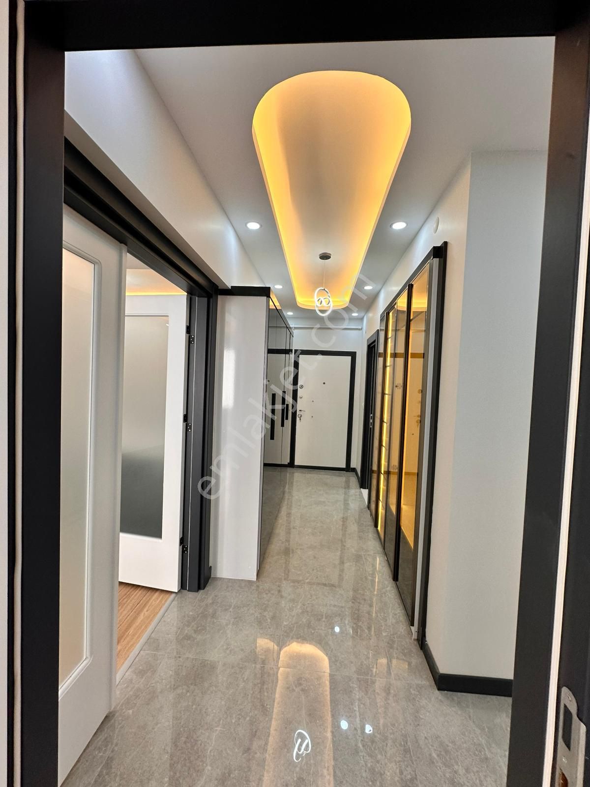 Atanora Vadiden Dikmen Cad Üzeri Banlar Mevkiinde Lüks Yapılı Amerikan Mutfak 3+1 - Görsel 26