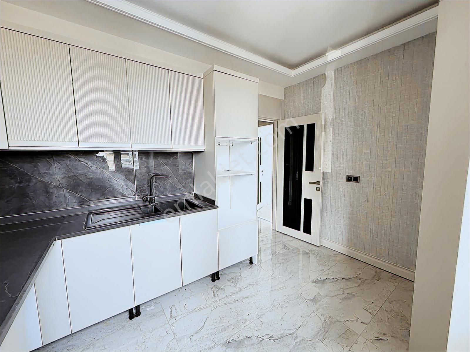 Riva Ravza Konutlarında 2+1 Muhteşem Kaçırılmaz Kiralık!!! - Görsel 10
