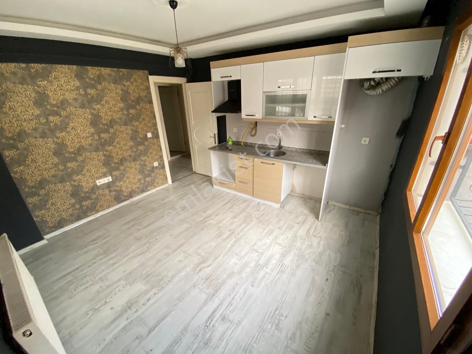 Uçan Emlak'tan Buca Çamlık Mahallesinde 2+1 70m2 Ygiriş Katı Dgazlı Kiralık Daire - Görsel 5
