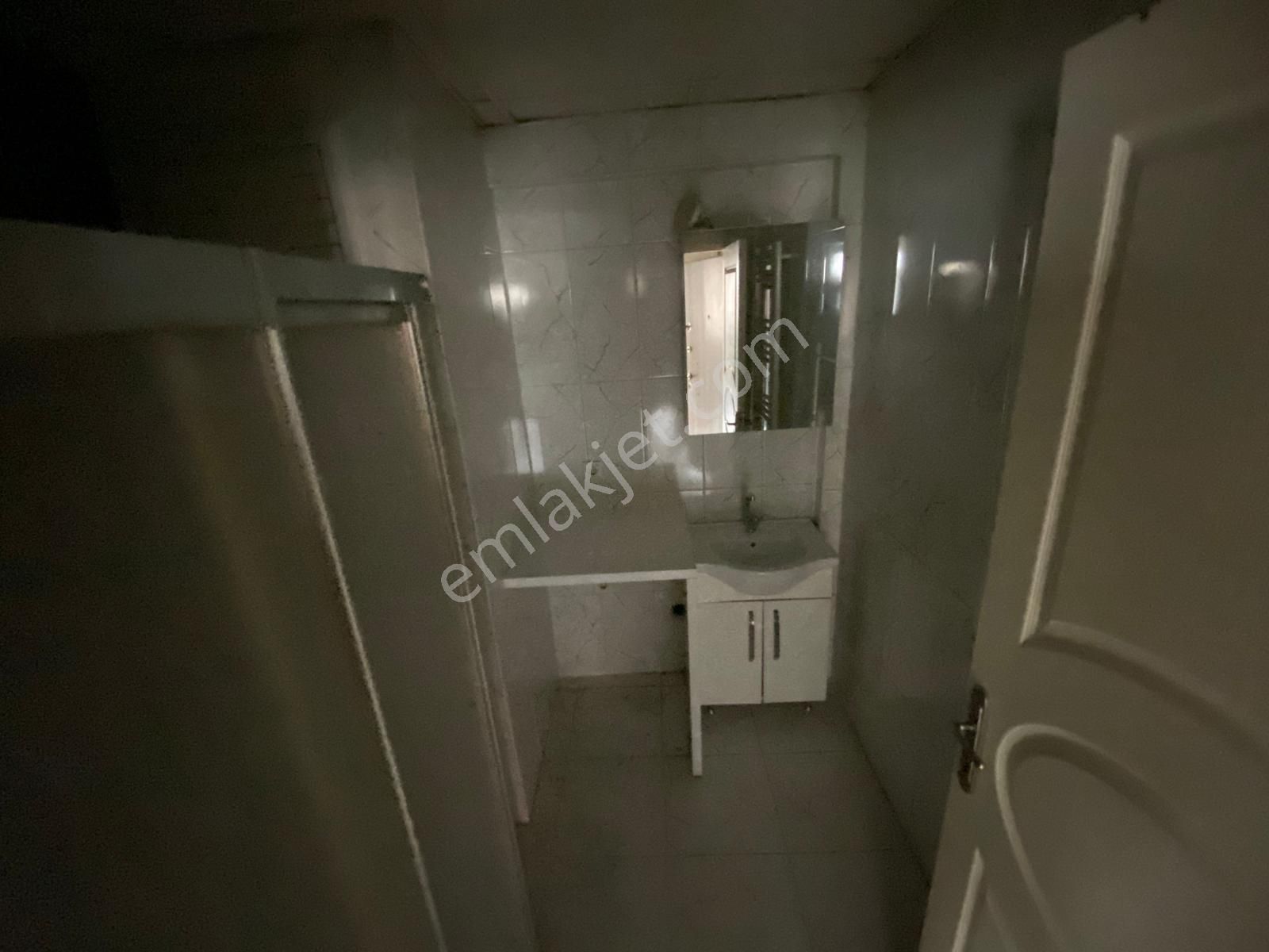 Uçan Emlak'tan Buca Çamlık Mahallesinde 2+1 70m2 Ygiriş Katı Dgazlı Kiralık Daire - Görsel 18